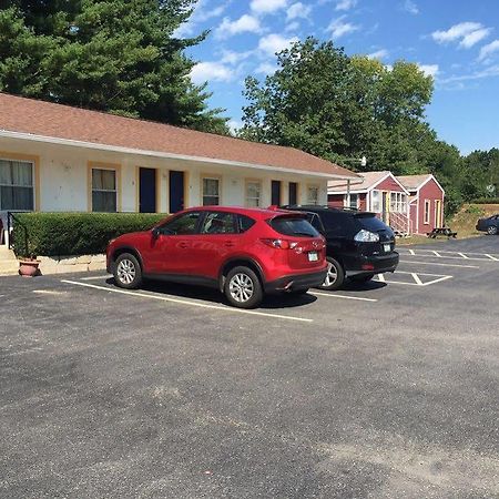 Biddeford Motel Exterior photo